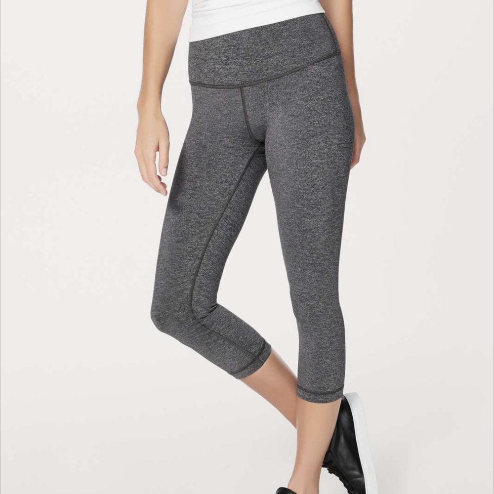 Lululemon Wunder Under Crop (Hi-Rise) *Luxtreme 21"Heathered Black